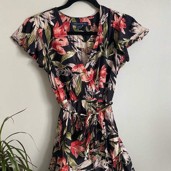 French Connection floral wrap mini dress - Picture 2 of 14